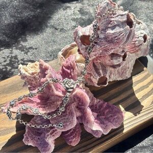 King Baby Studio .925 Sterling Rose Bracelet (Hand Chain) Interlocking Flowers